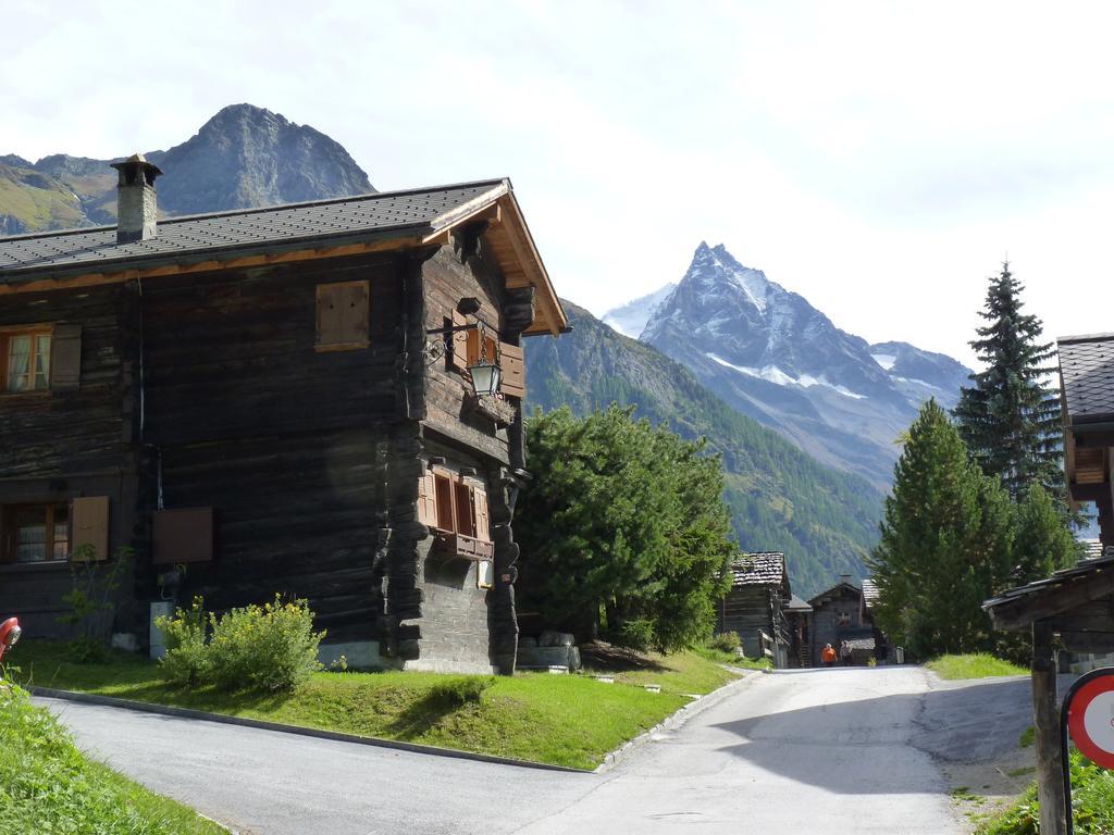 Chalet Des Alpes - Sunset View - Crans-Montana Exterior foto